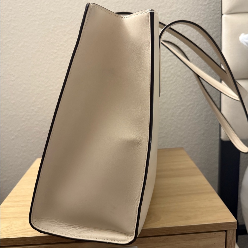 🤍🧸 Coach Large Nina Tote - Cream Color 🤍🧸 - Picture 2 of 14